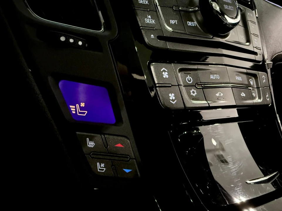 2012 Cadillac CTS-V 2nd Gen - Image 19 of 31