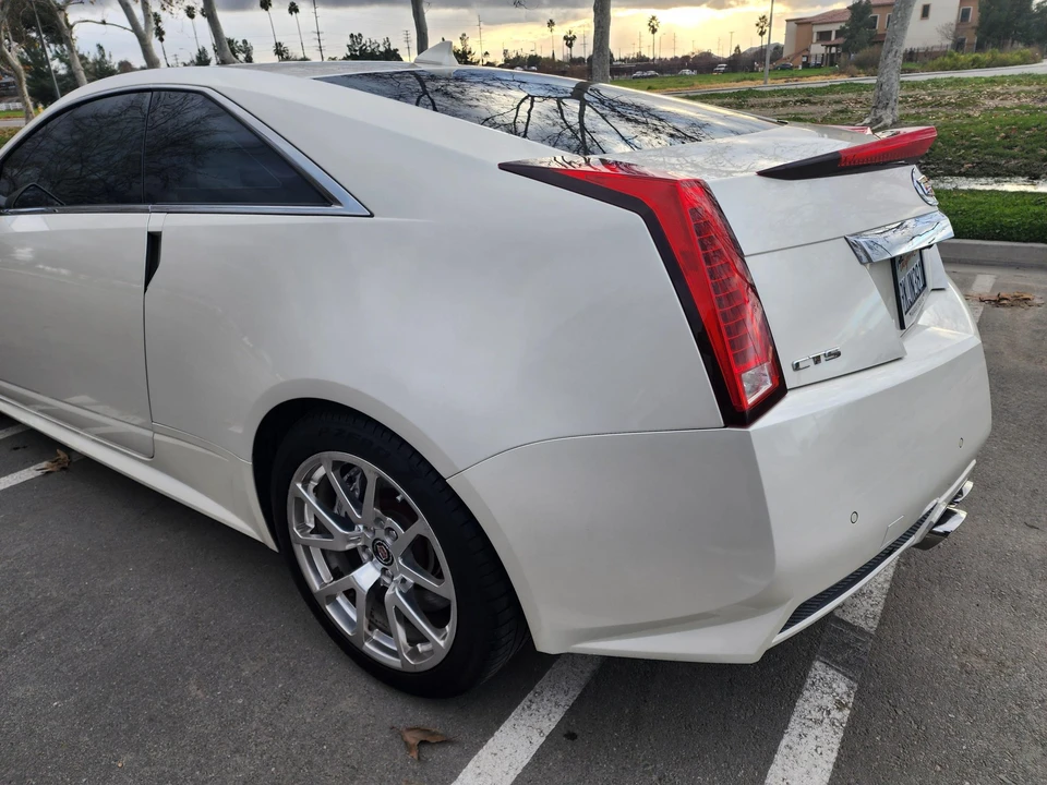 2012 Cadillac CTS-V 2nd Gen - Image 25 of 31