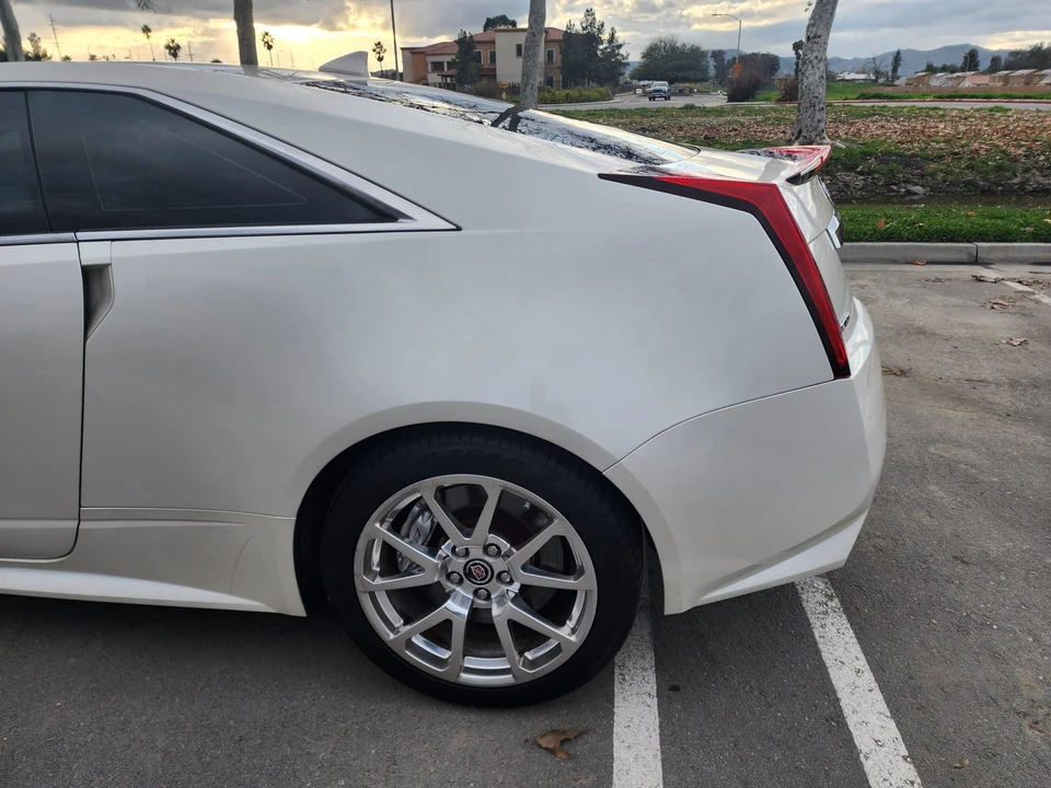 2012 Cadillac CTS-V 2nd Gen - Image 24 of 31