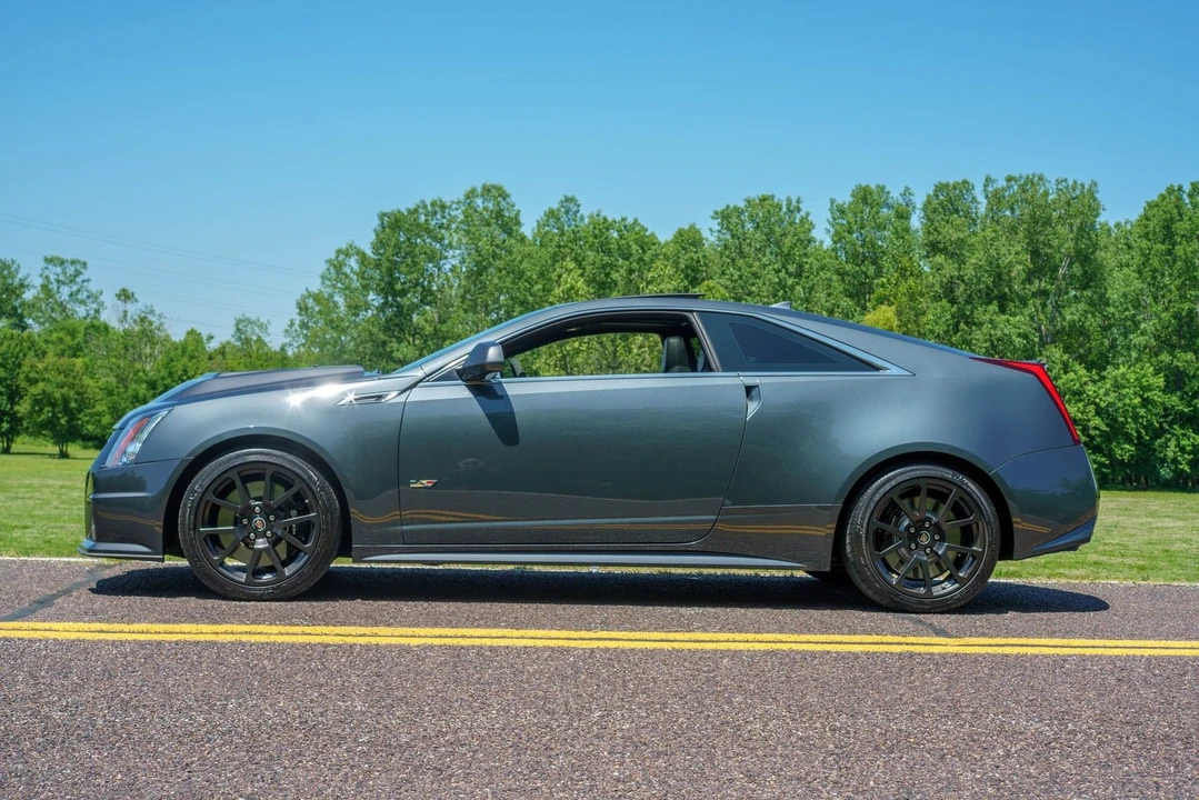 2012 Cadillac CTS-V 2nd Gen - Image 8 of 21