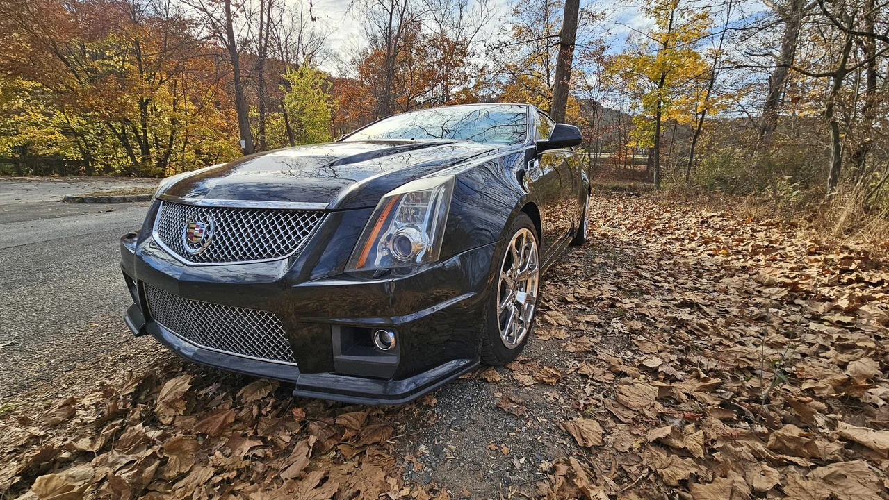 2012 Cadillac CTS-V 2nd Gen - Image 2 of 31