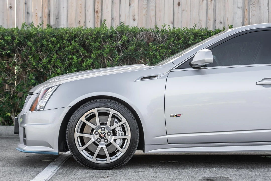 2012 Cadillac CTS-V 2nd Gen - Image 10 of 31