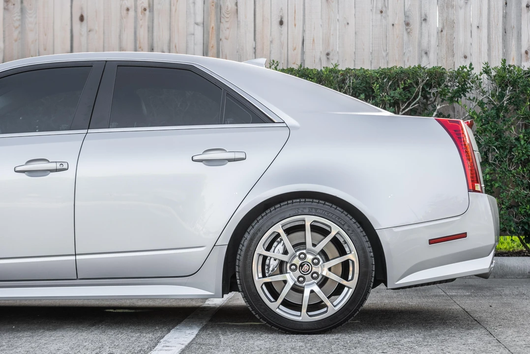 2012 Cadillac CTS-V 2nd Gen - Image 11 of 31