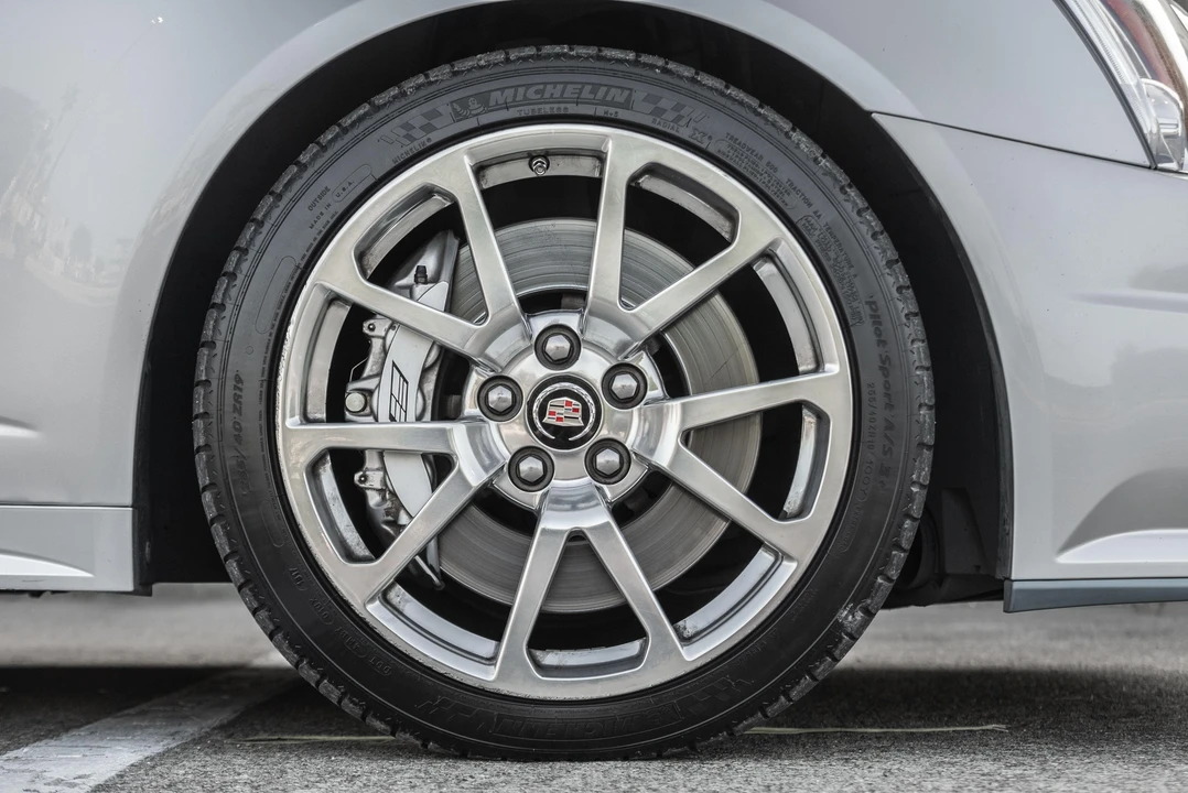 2012 Cadillac CTS-V 2nd Gen - Image 24 of 31