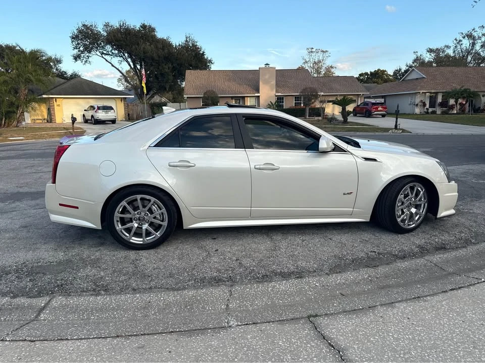 2012 Cadillac CTS-V 2nd Gen - Image 8 of 11