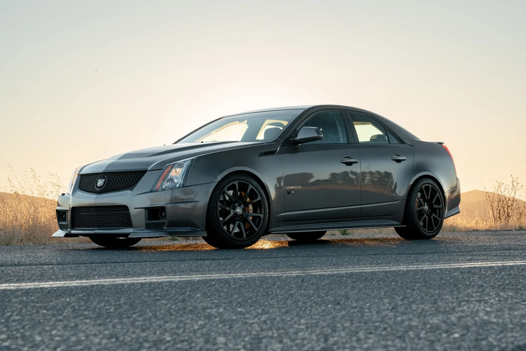 2012 Cadillac CTS-V 2nd Gen - Image 2 of 31