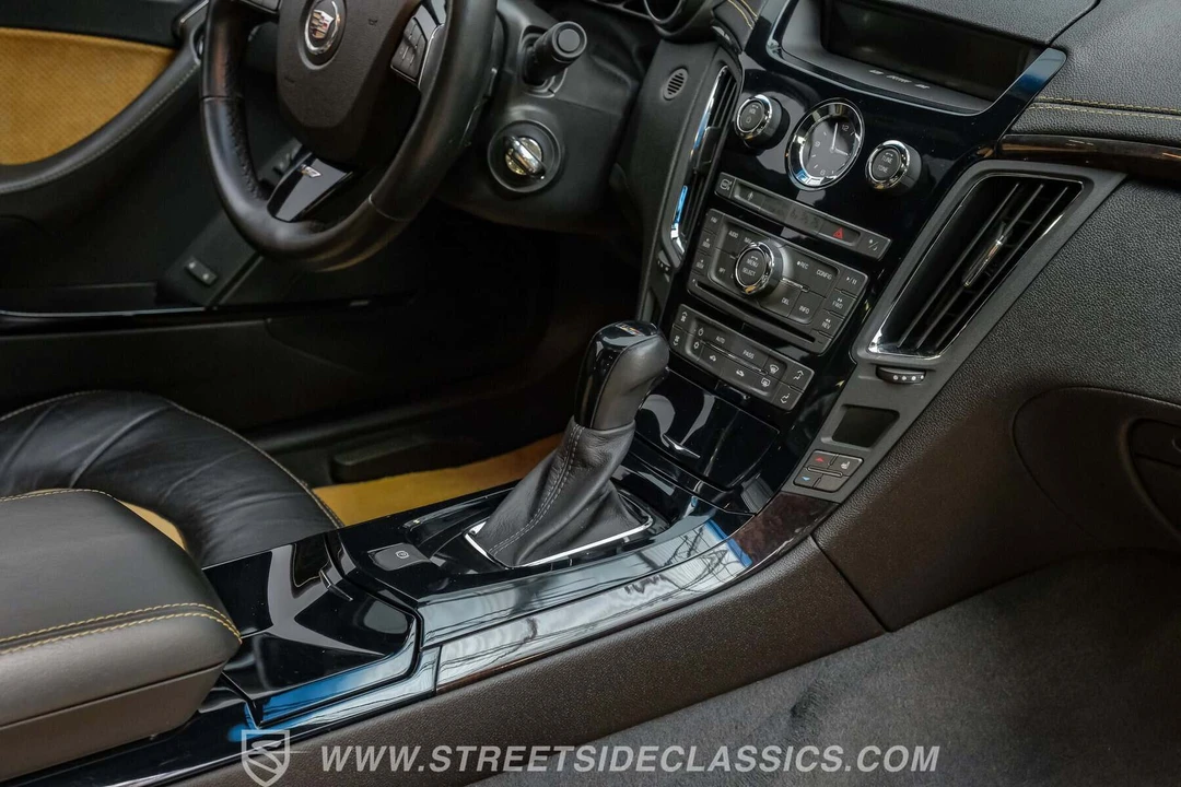 2012 Cadillac CTS-V 2nd Gen - Image 25 of 31