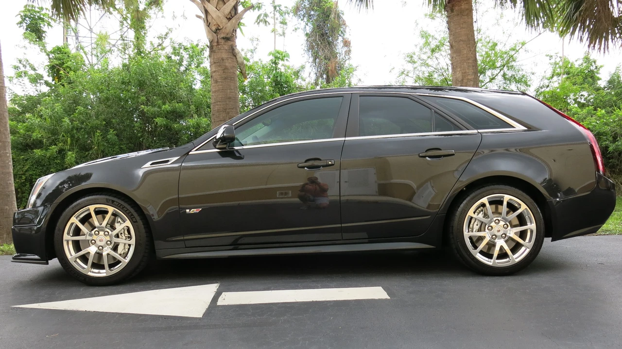 2012 Cadillac CTS-V 2nd Gen - Image 3 of 31