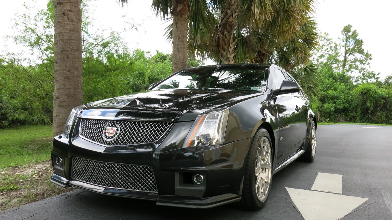 2012 Cadillac CTS-V 2nd Gen - Image 2 of 31