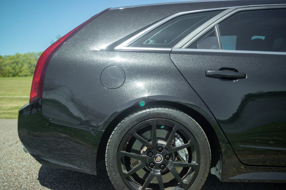 2012 Cadillac CTS-V 2nd Gen - Image 27 of 31