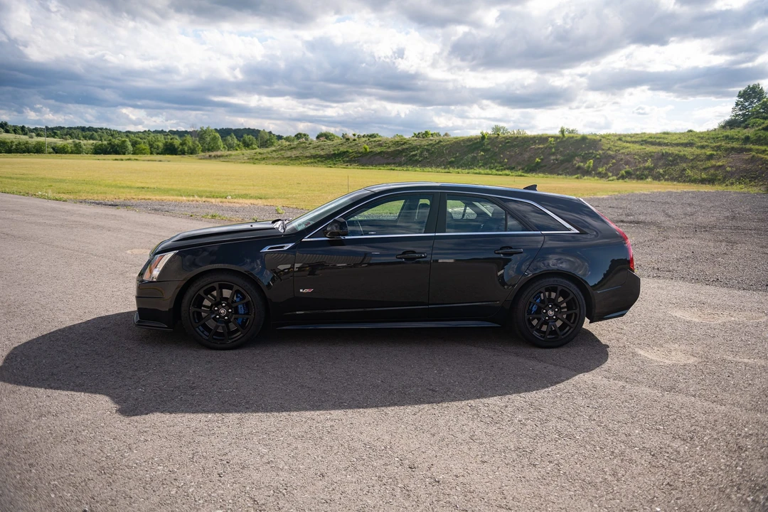 2012 Cadillac CTS-V 2nd Gen - Image 5 of 31