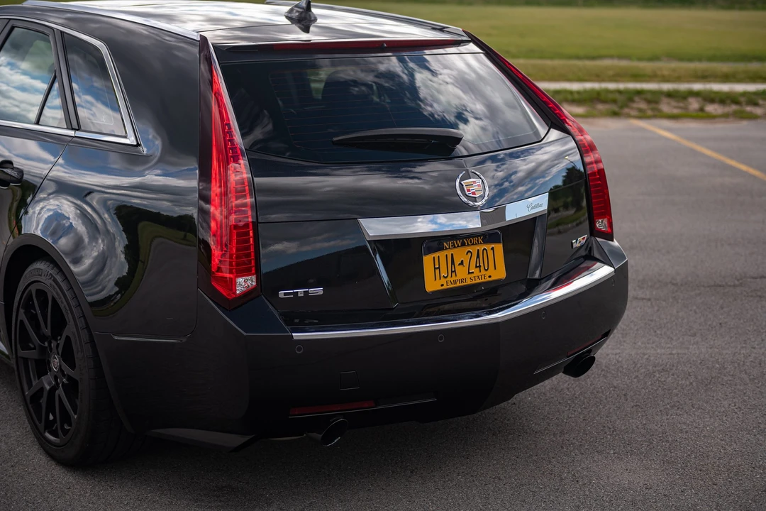 2012 Cadillac CTS-V 2nd Gen - Image 15 of 31