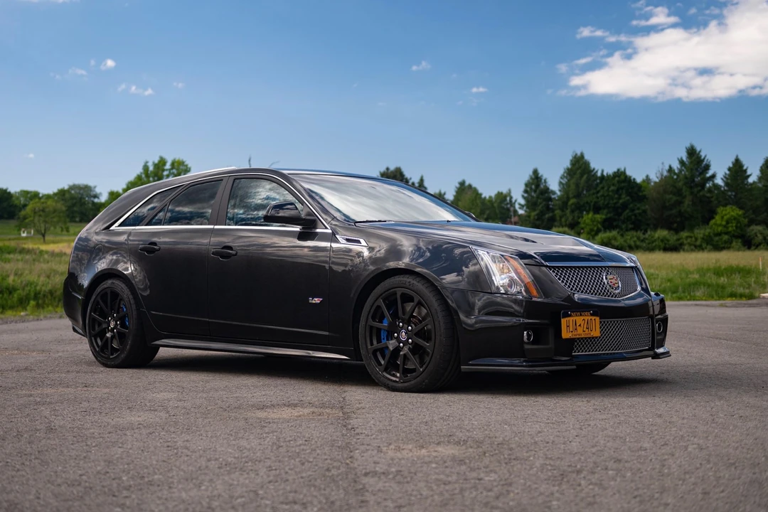 2012 Cadillac CTS-V 2nd Gen - Image 1 of 31