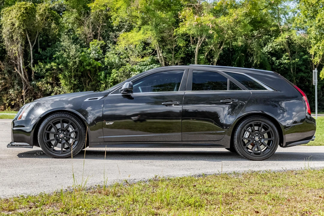 2012 Cadillac CTS-V 2nd Gen - Image 3 of 31