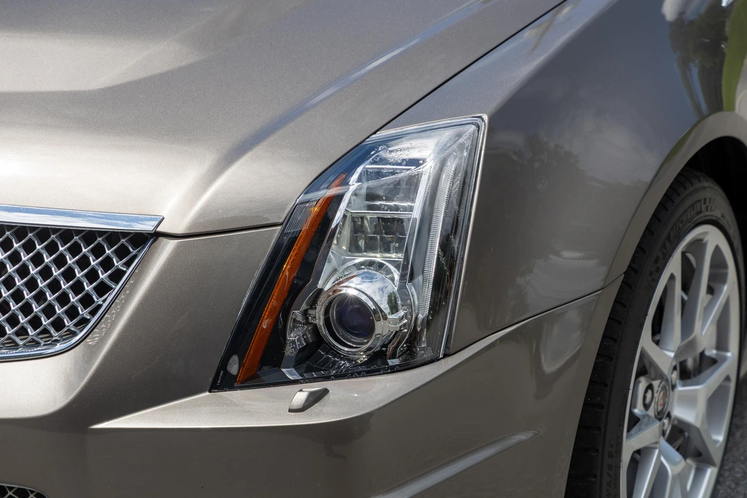 2012 Cadillac CTS-V 2nd Gen - Image 25 of 31