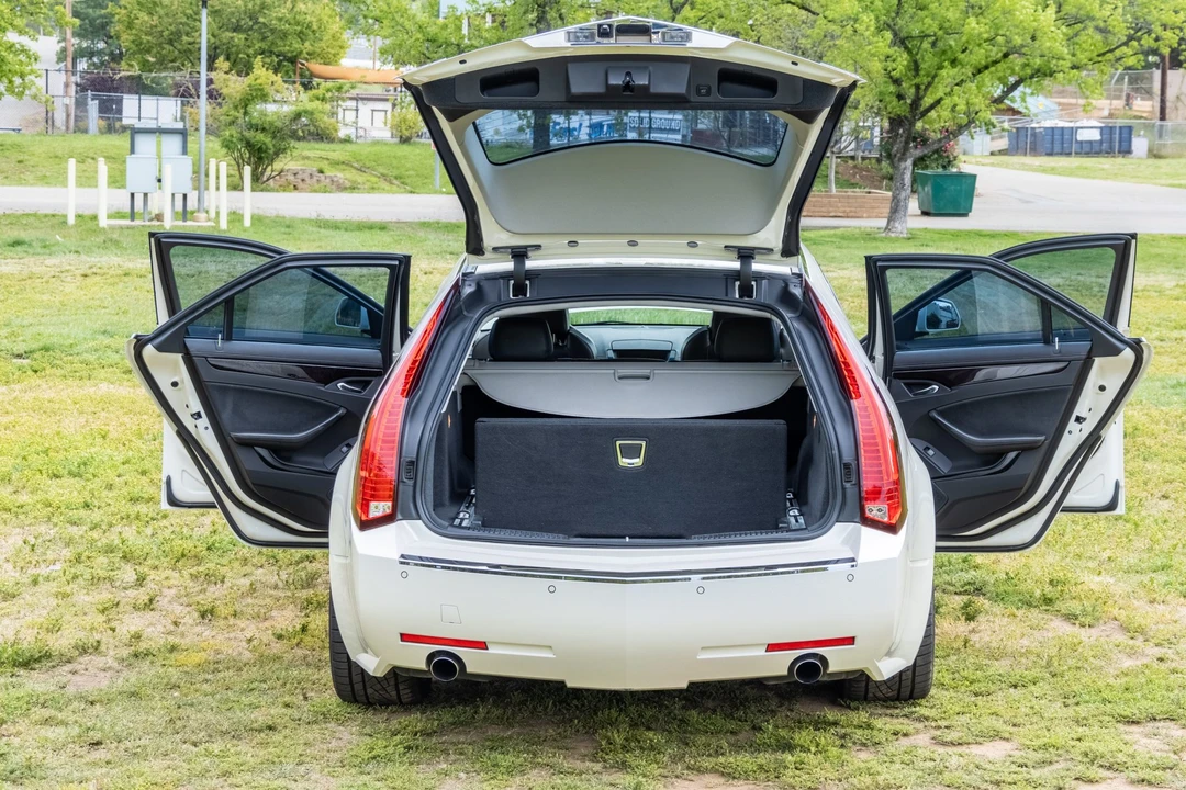 2012 Cadillac CTS-V 2nd Gen - Image 24 of 31