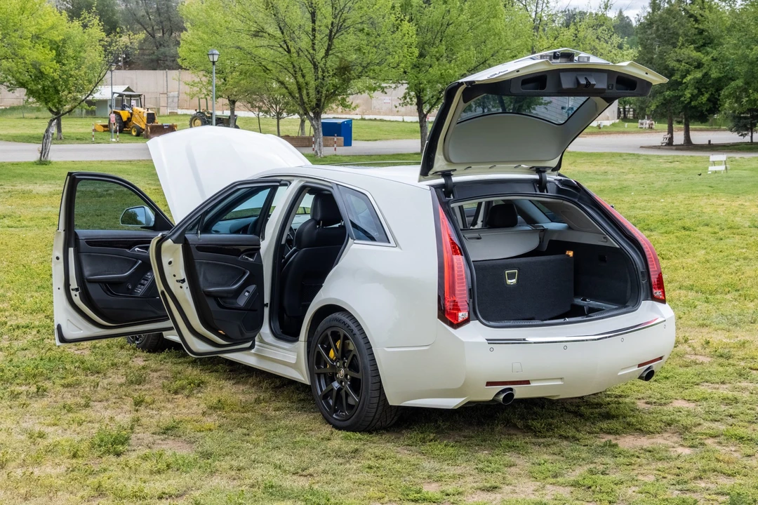 2012 Cadillac CTS-V 2nd Gen - Image 22 of 31