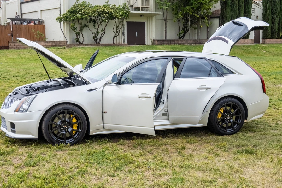 2012 Cadillac CTS-V 2nd Gen - Image 19 of 31