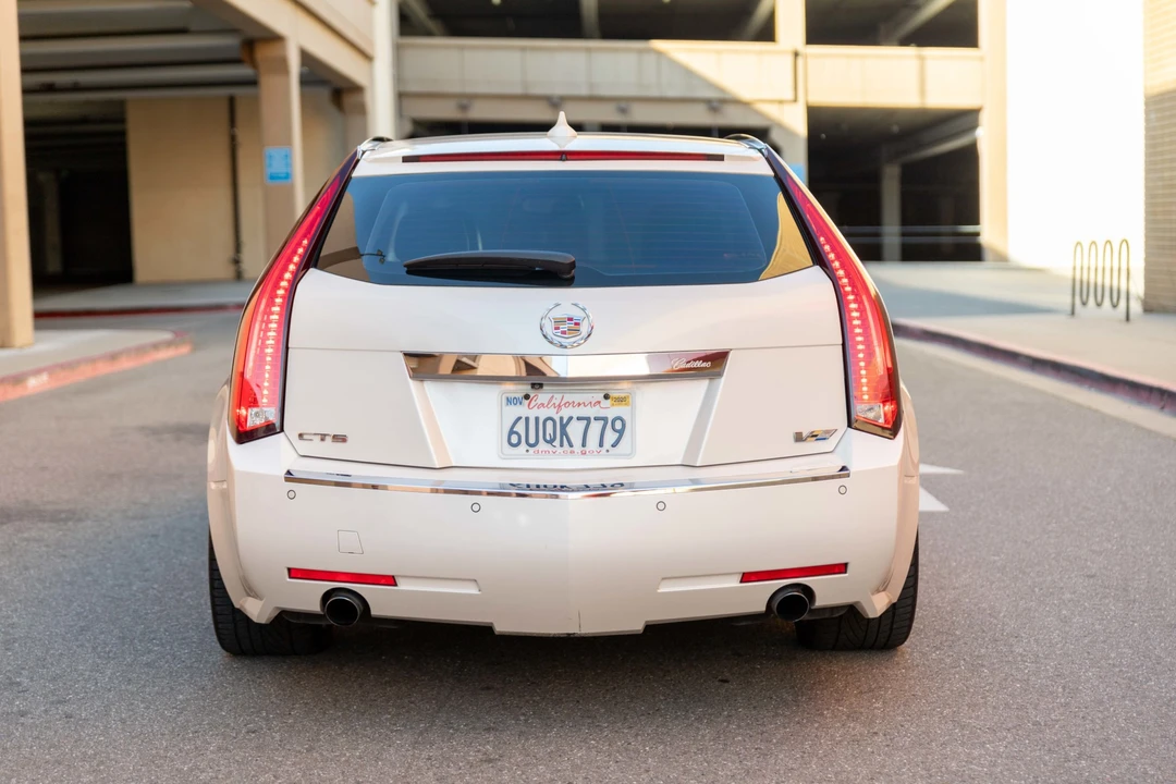 2012 Cadillac CTS-V 2nd Gen - Image 9 of 31