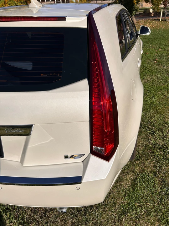 2012 Cadillac CTS-V 2nd Gen - Image 27 of 31