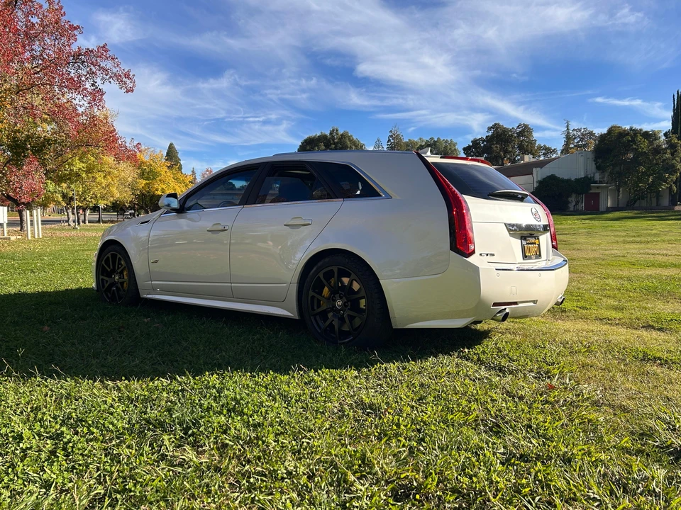 2012 Cadillac CTS-V 2nd Gen - Image 8 of 31