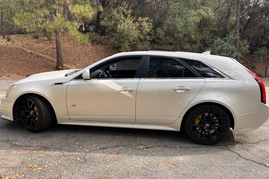 2012 Cadillac CTS-V 2nd Gen - Image 3 of 31