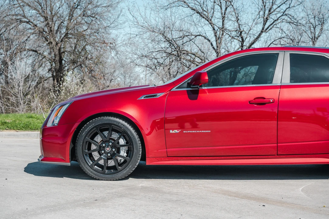 2012 Cadillac CTS-V 2nd Gen - Image 25 of 31