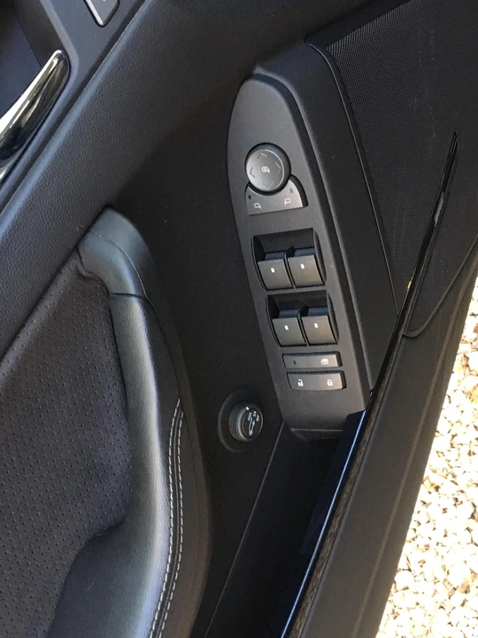 2012 Cadillac CTS-V 2nd Gen - Image 25 of 31