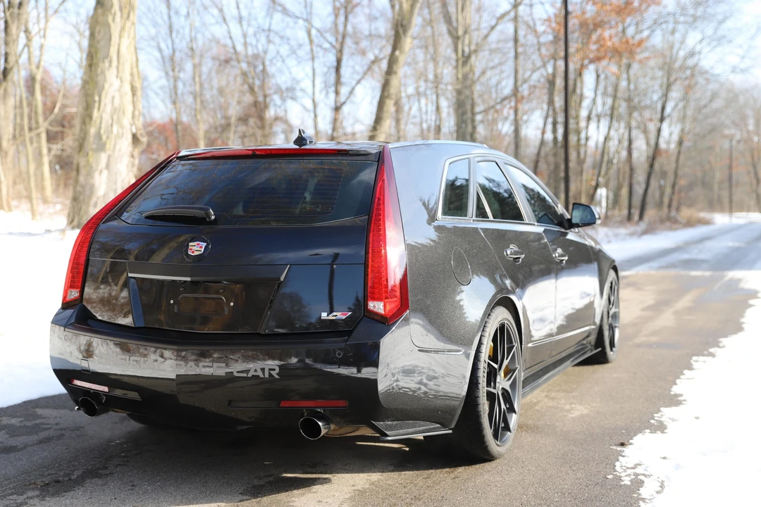 2012 Cadillac CTS-V 2nd Gen - Image 2 of 31