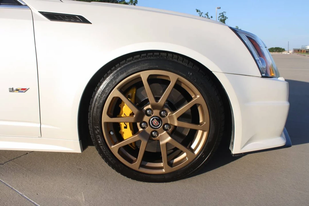 2012 Cadillac CTS-V 2nd Gen - Image 25 of 31