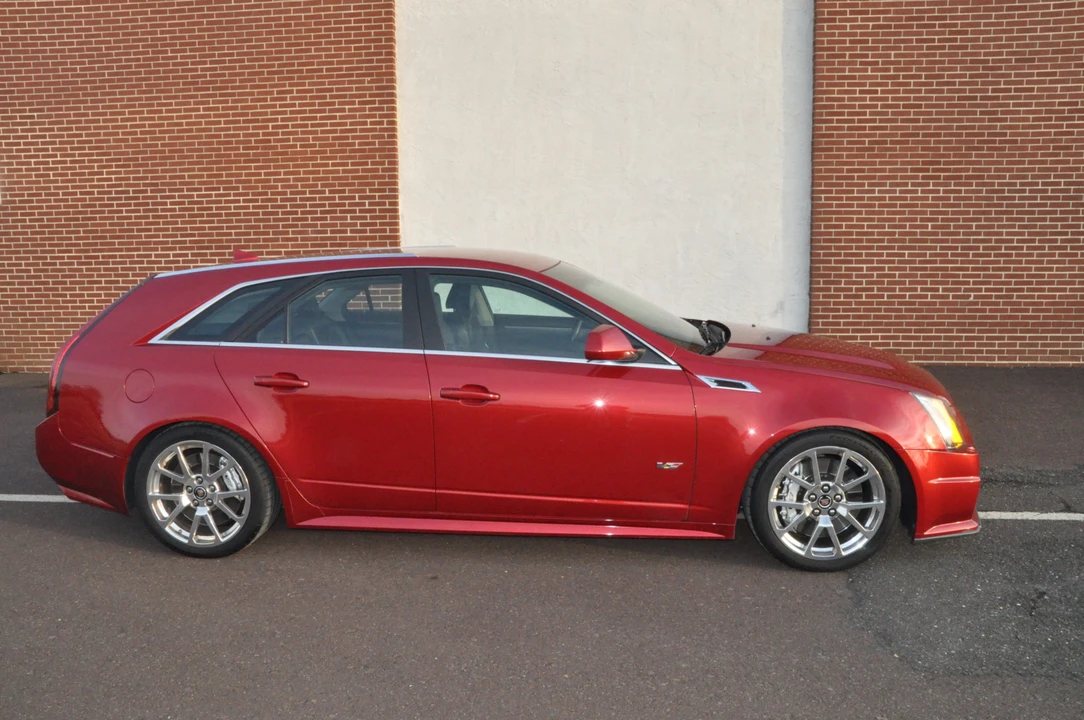 2012 Cadillac CTS-V 2nd Gen - Image 2 of 31