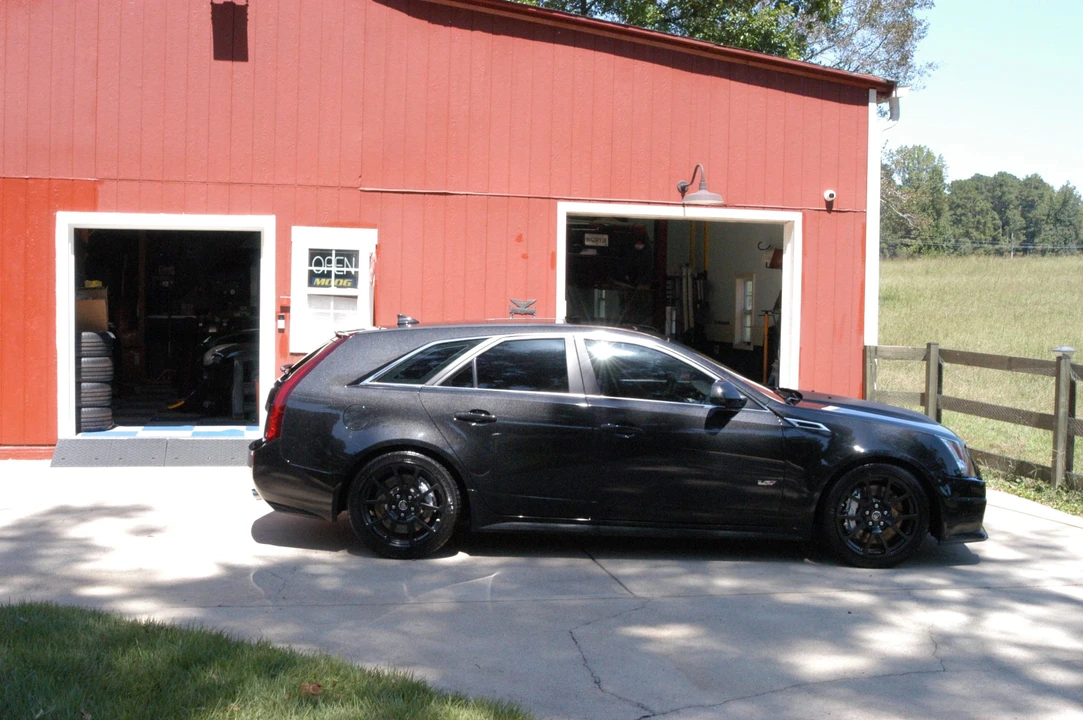 2012 Cadillac CTS-V 2nd Gen - Image 25 of 31