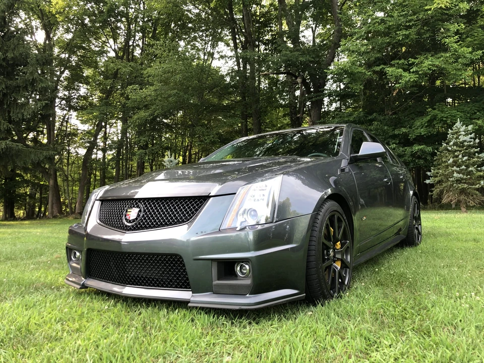 2012 Cadillac CTS-V 2nd Gen - Image 2 of 31