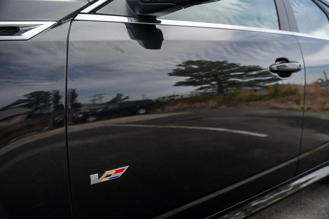 2012 Cadillac CTS-V 2nd Gen - Image 25 of 31