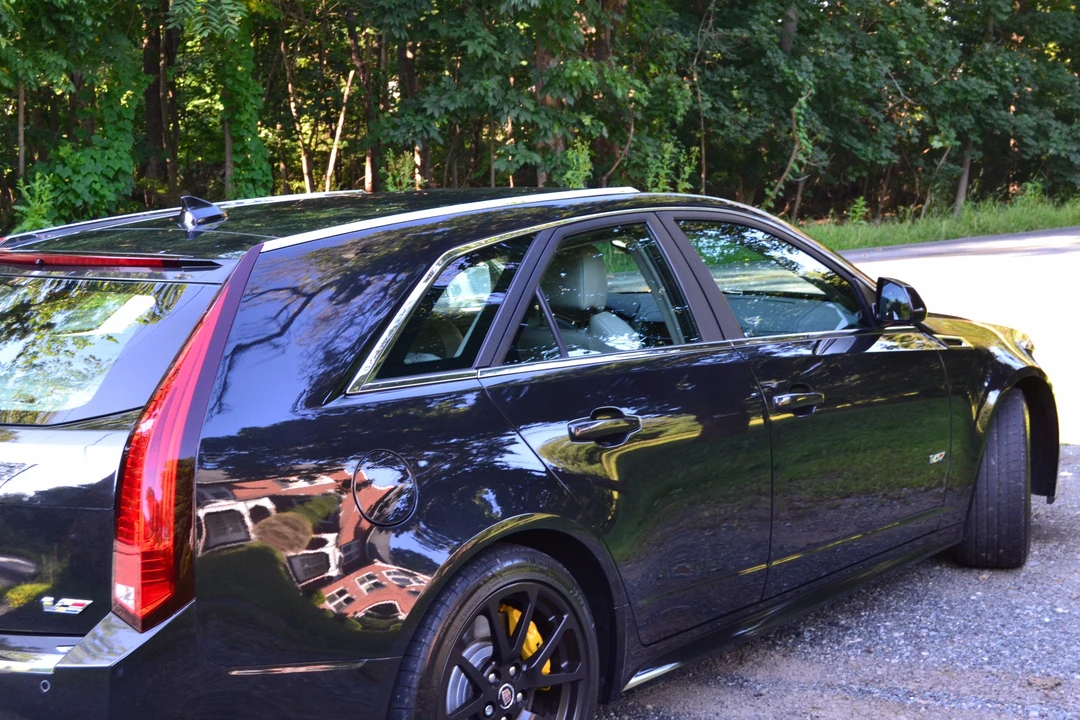 2012 Cadillac CTS-V 2nd Gen - Image 25 of 31