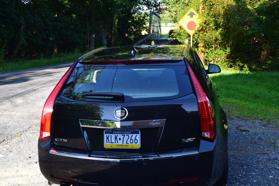 2012 Cadillac CTS-V 2nd Gen - Image 18 of 31