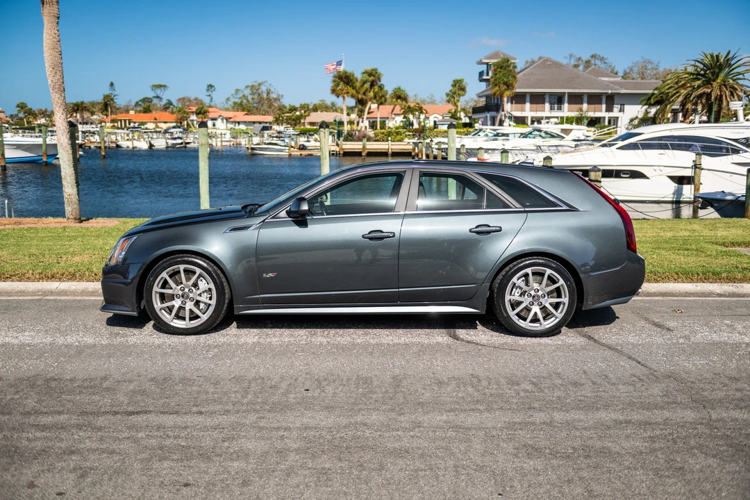 2012 Cadillac CTS-V 2nd Gen - Image 25 of 31