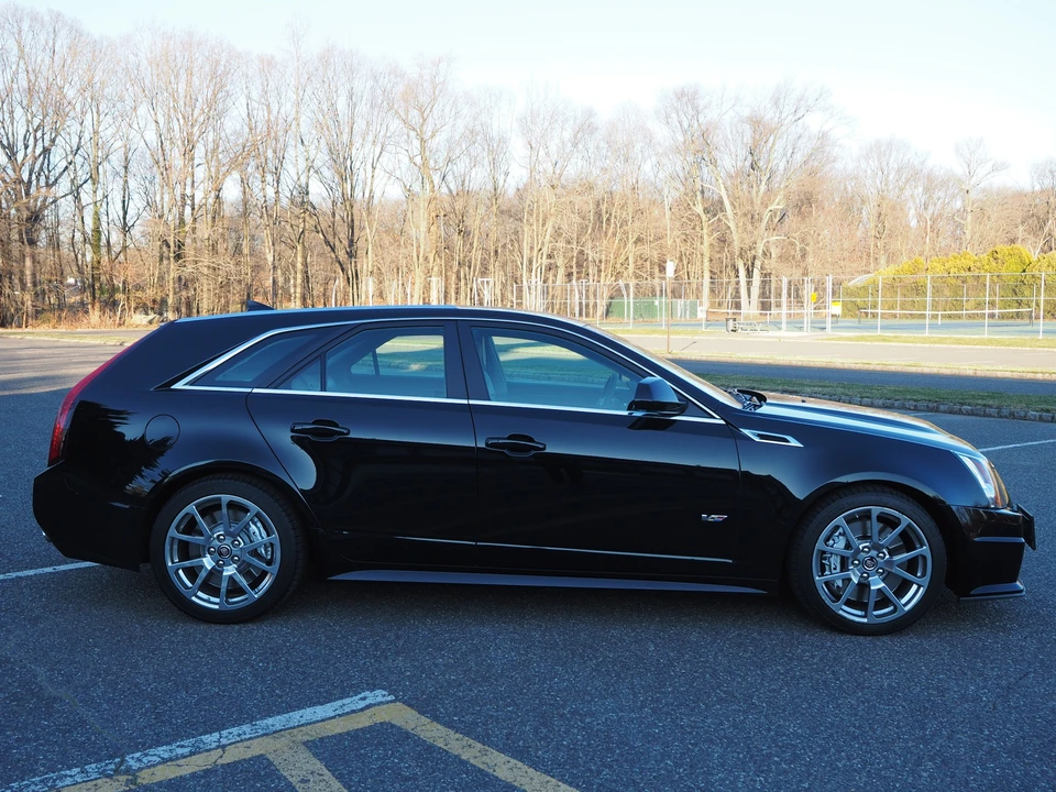 2012 Cadillac CTS-V 2nd Gen - Image 9 of 31