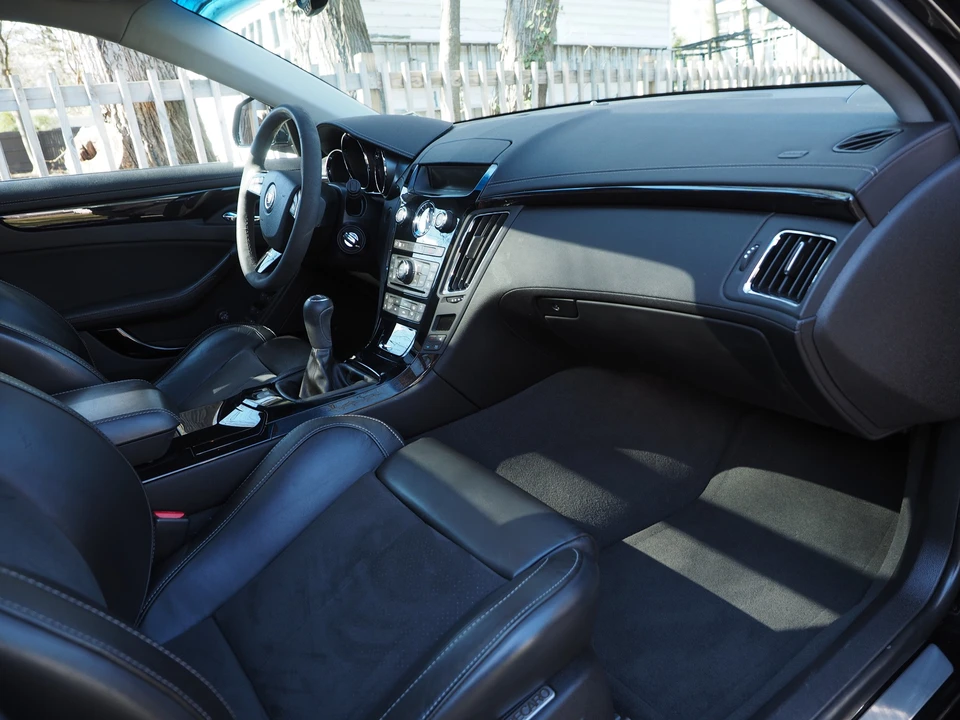 2012 Cadillac CTS-V 2nd Gen - Image 17 of 31