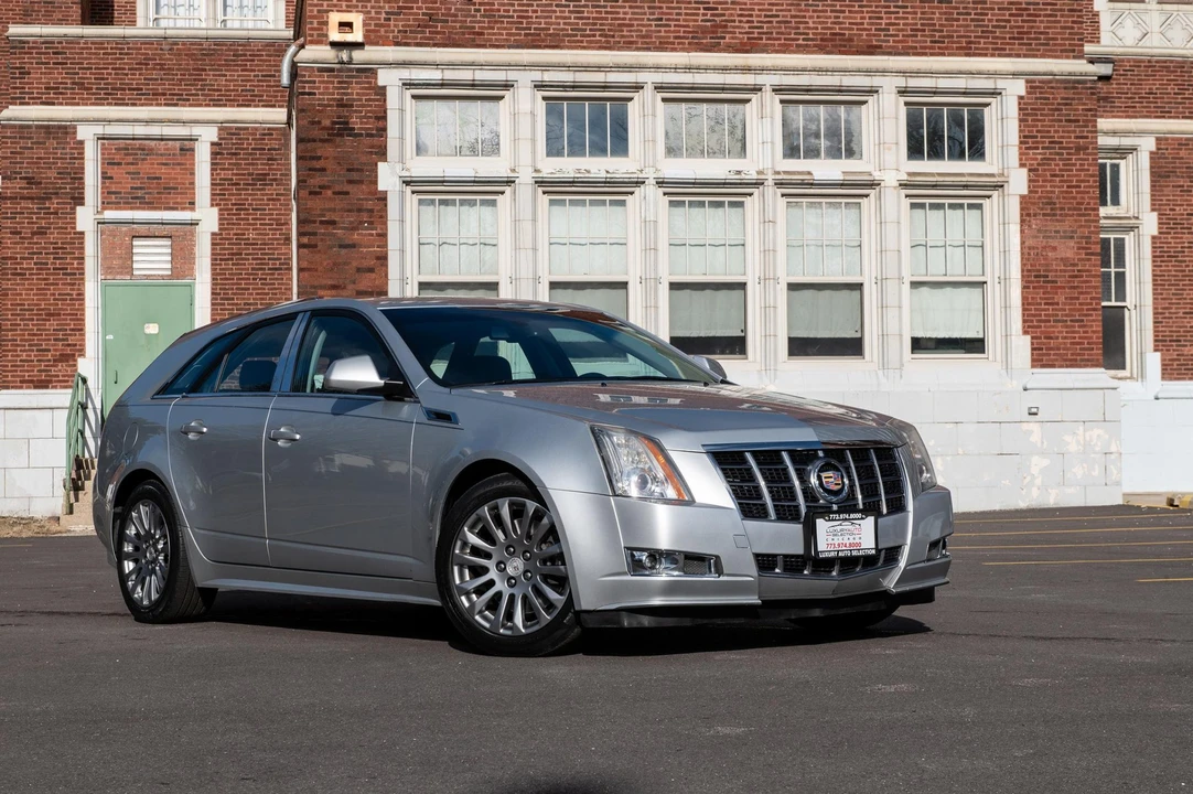 2012 Cadillac CTS 2nd Gen - Image 2 of 31