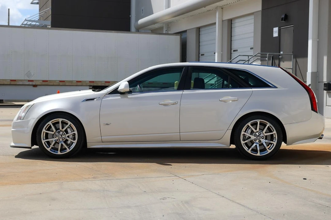 2012 Cadillac CTS-V 2nd Gen - Image 5 of 21