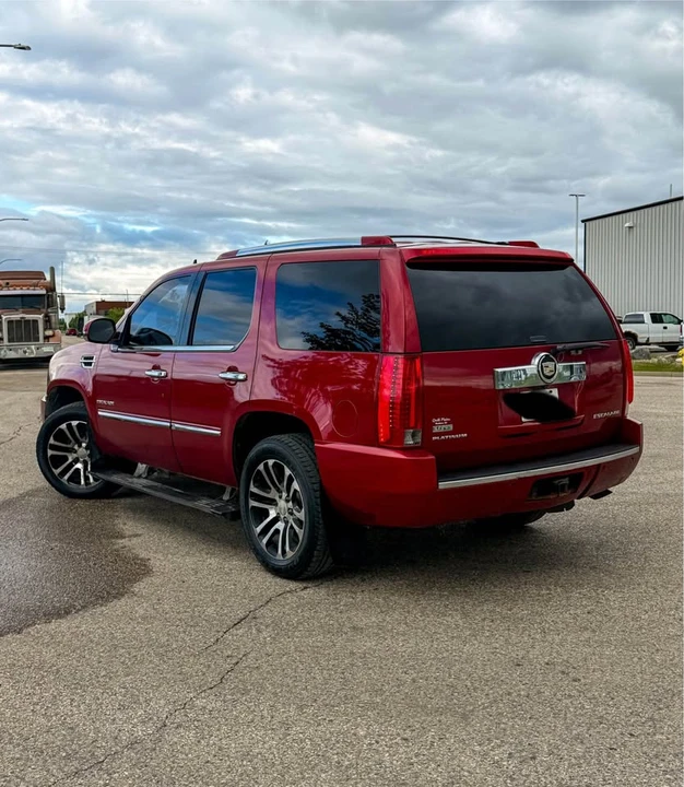 2012 Cadillac Escalade & EXT 3rd Gen - Image 5 of 20