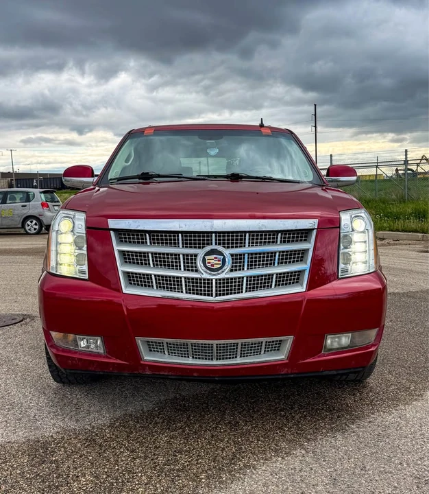 2012 Cadillac Escalade & EXT 3rd Gen - Image 8 of 20