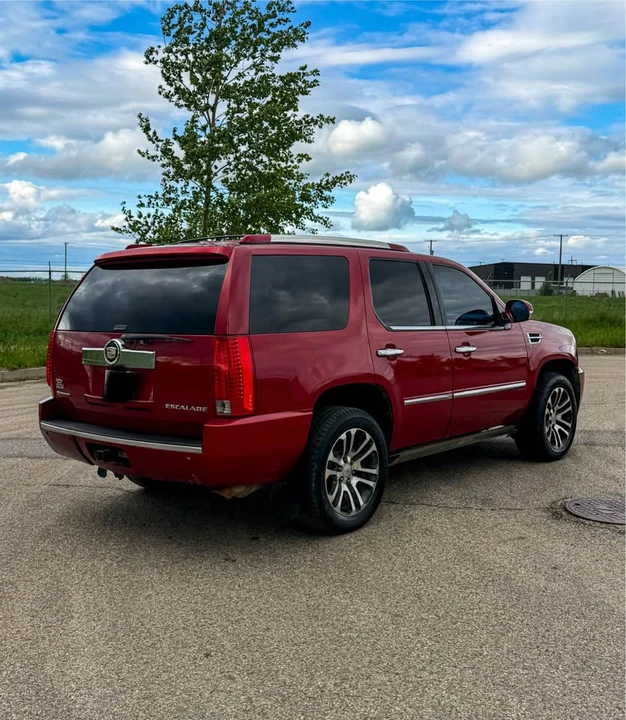 2012 Cadillac Escalade & EXT 3rd Gen - Image 7 of 20