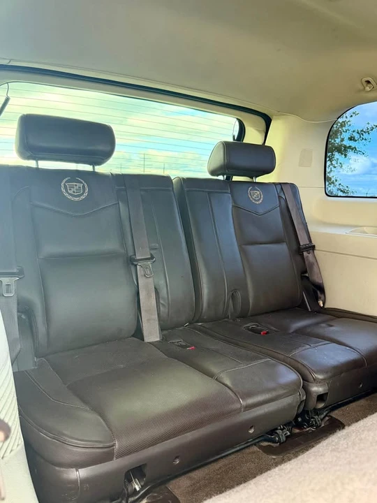 2012 Cadillac Escalade & EXT 3rd Gen - Image 17 of 20
