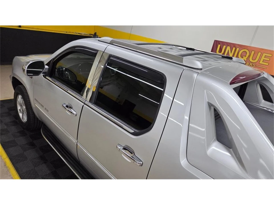 2012 Cadillac Escalade & EXT 3rd Gen - Image 14 of 31