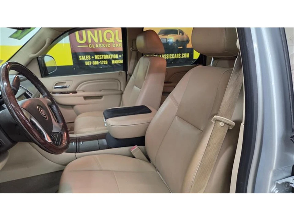 2012 Cadillac Escalade & EXT 3rd Gen - Image 24 of 31