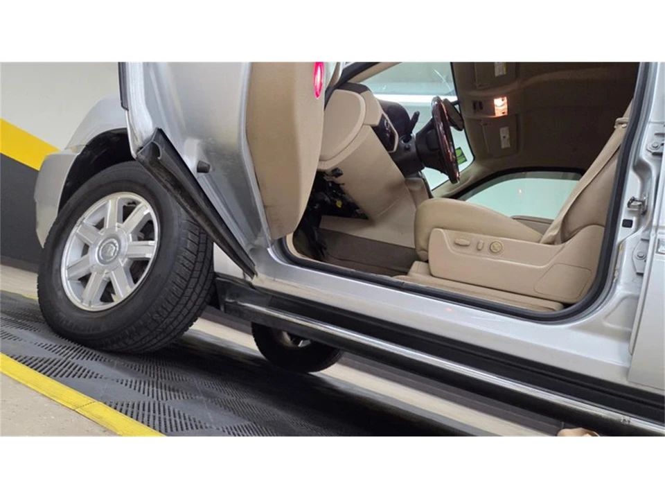 2012 Cadillac Escalade & EXT 3rd Gen - Image 18 of 31