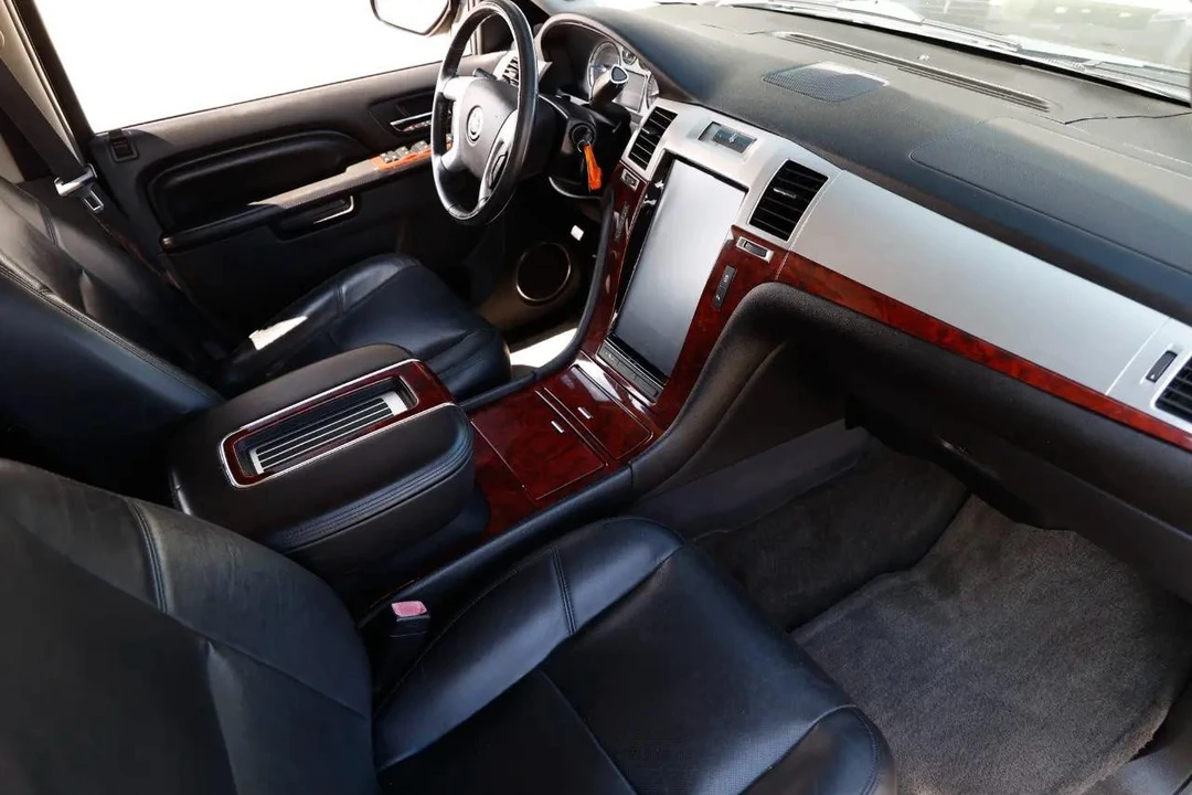 2012 Cadillac Escalade & EXT 3rd Gen - Image 20 of 21