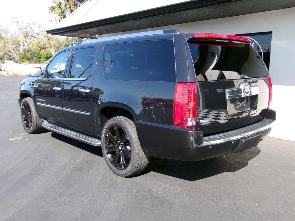2012 Cadillac Escalade & EXT 3rd Gen - Image 7 of 20